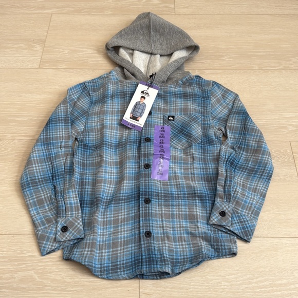 Quiksilver Plaid Blue Kids Button-Down Shirt with Hood - Picture 2 of 5